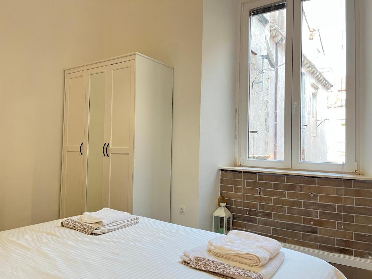 Apartment And Rooms Stay Dubrovnik Exterior photo